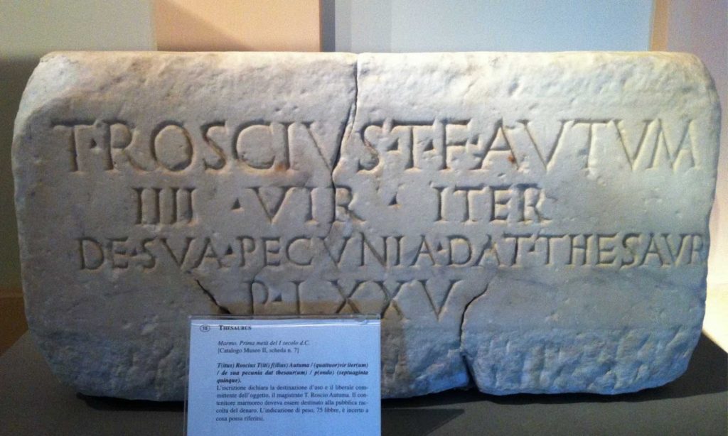 Reperto archeologico di un thesaurus nel museo archeologico di Amelia